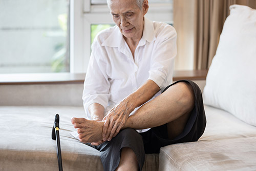 Ishitani Health Center - 5 Signs You May Have Peripheral Neuropathy